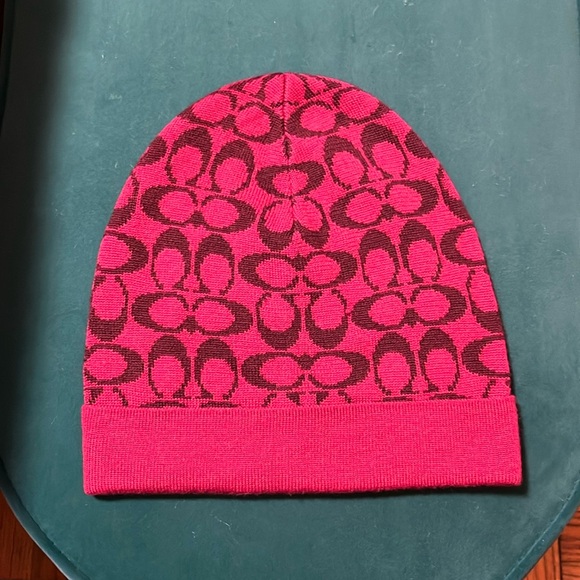 Coach monogram wool blend beanie - Picture 1 of 4